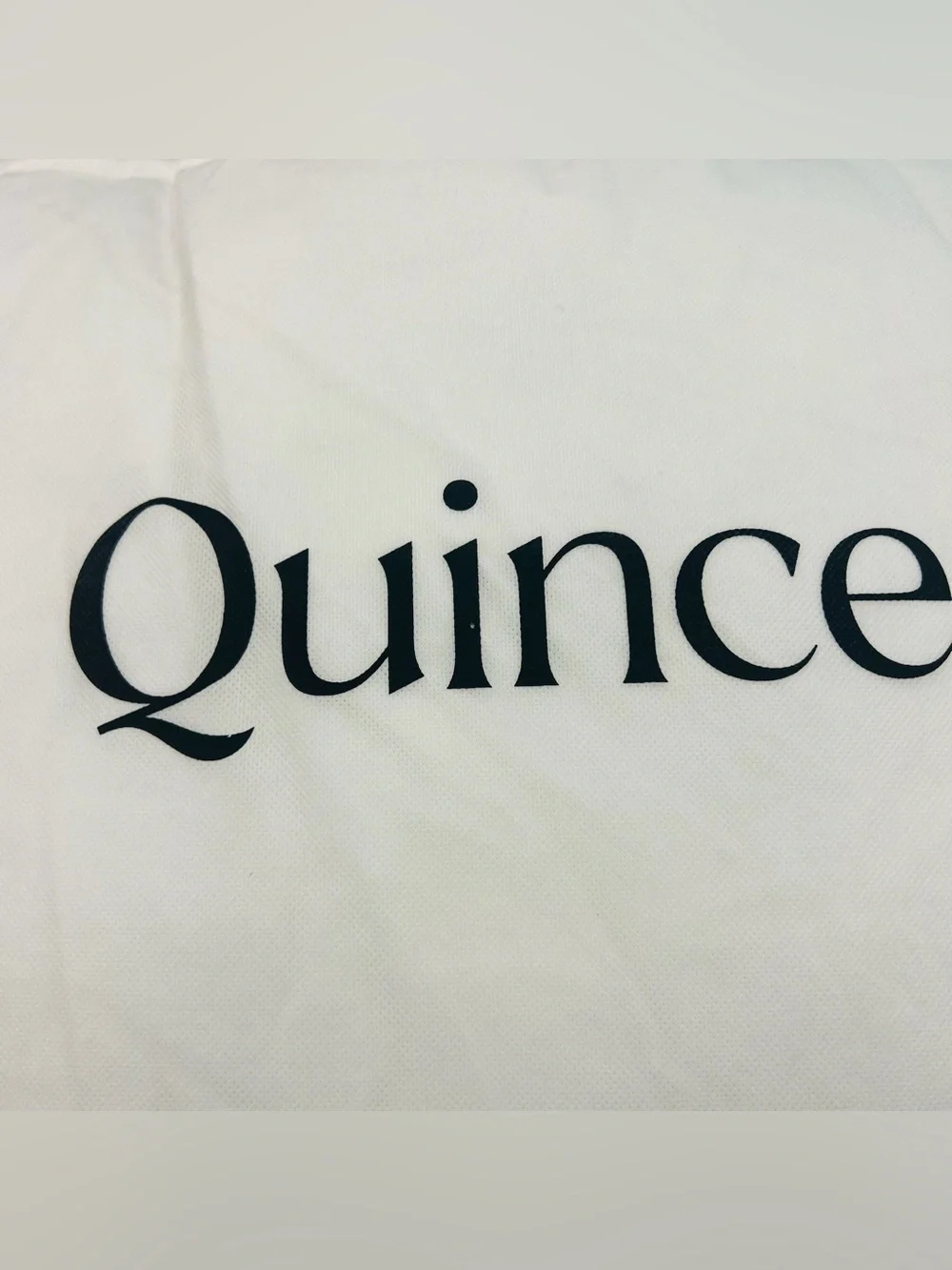 QUINCE Premium Down Alternative Comforter Full/Queen 4781